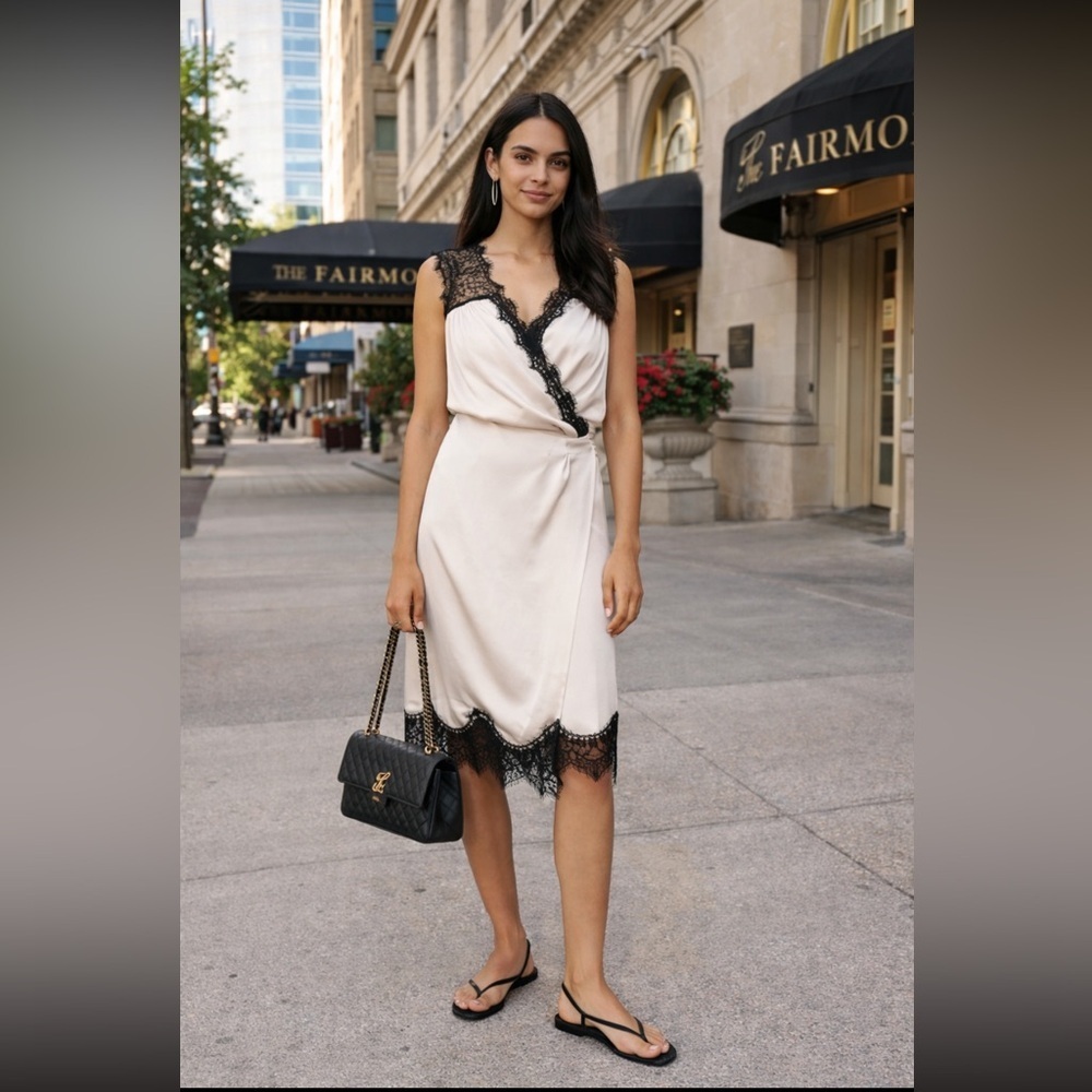 Anthropologie NWT Sleeveless V-Neck Lace Wrap Midi Dress size XSP.